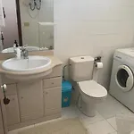 Ocean Park Apartment